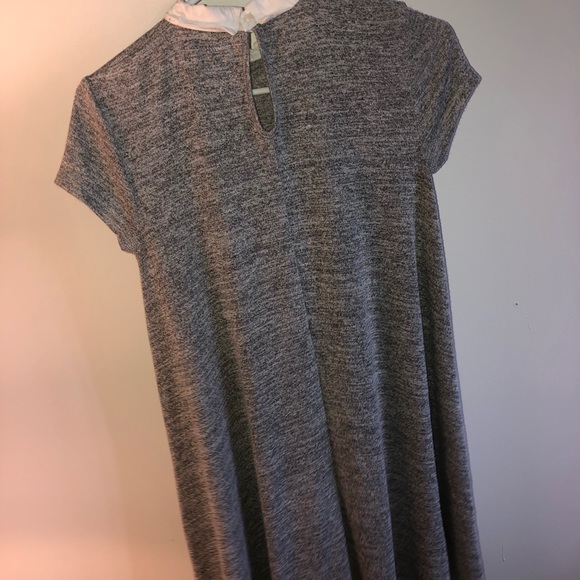 Cute school girl dress - Picture 2 of 2